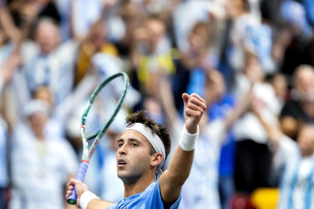 Argentina brilla en la Copa Davis: Etcheverry y Cerúndolo triunfan 2-0