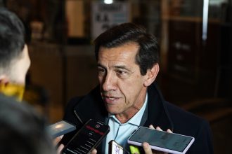 Jujuy: Gobernador sugiere a Milei cambiar motosierra por bisturí