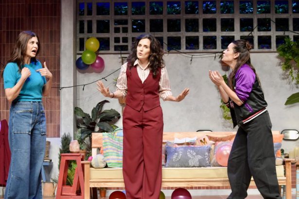 Las Hijas: El Impactante Debut Teatral de Adrián Suar que Emociona