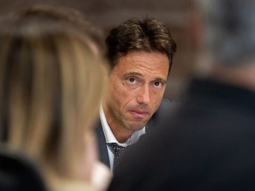 San Lorenzo en Crisis: ¿Quién Lidera Tras la Acefalía de Moretti?