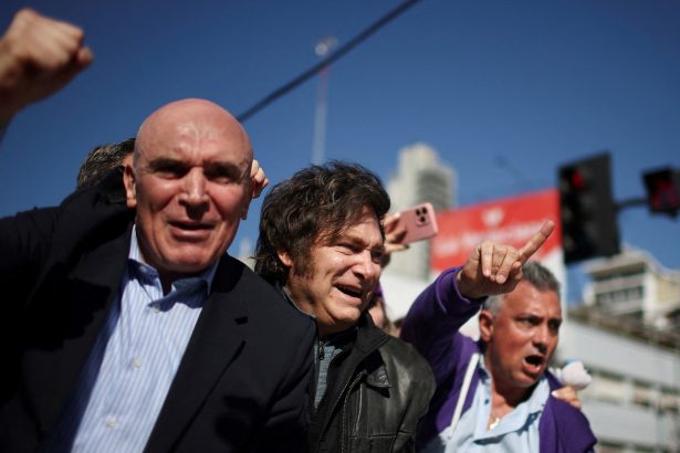 Javier Milei convoca a candidatos de LLA en Olivos tras derrota