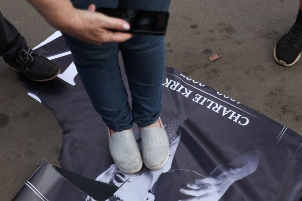 Explorando la Delgada Línea Roja: Una Perspectiva Impactante