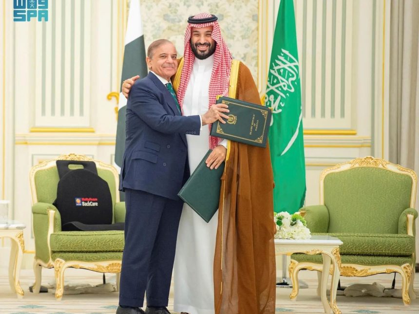 Arabia Saudita y Pakistán: Pacto de Defensa Tras Tensión con Israel