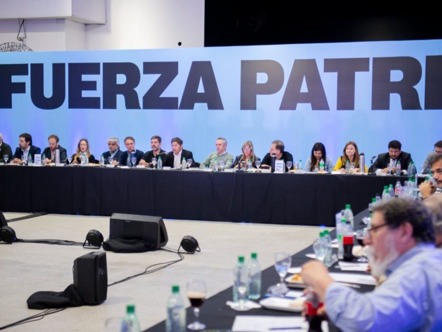 Kicillof lanza campaña: Intendentes unidos para octubre
