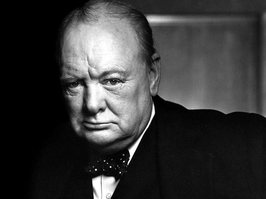 80 Años, 80 Personajes: Héroes que Definieron una Época