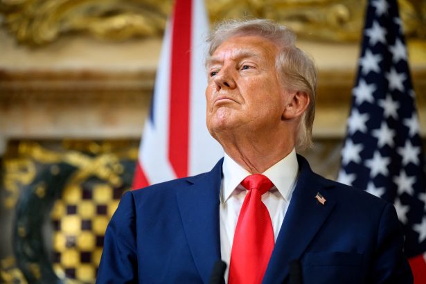 Encuesta revela caída del apoyo a Trump entre votantes republicanos