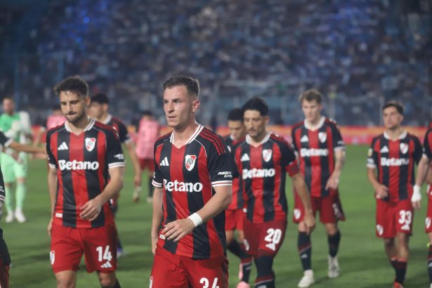 River Plate cae ante Atlético Tucumán y se complica en la Libertadores