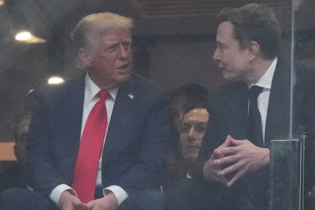 Trump y Musk: Un inesperado reencuentro en el funeral de Kirk