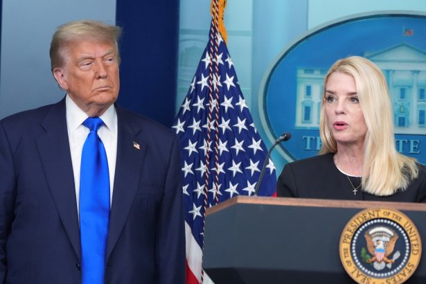 Trump exige a su Fiscal General investigar a rivales políticos ya