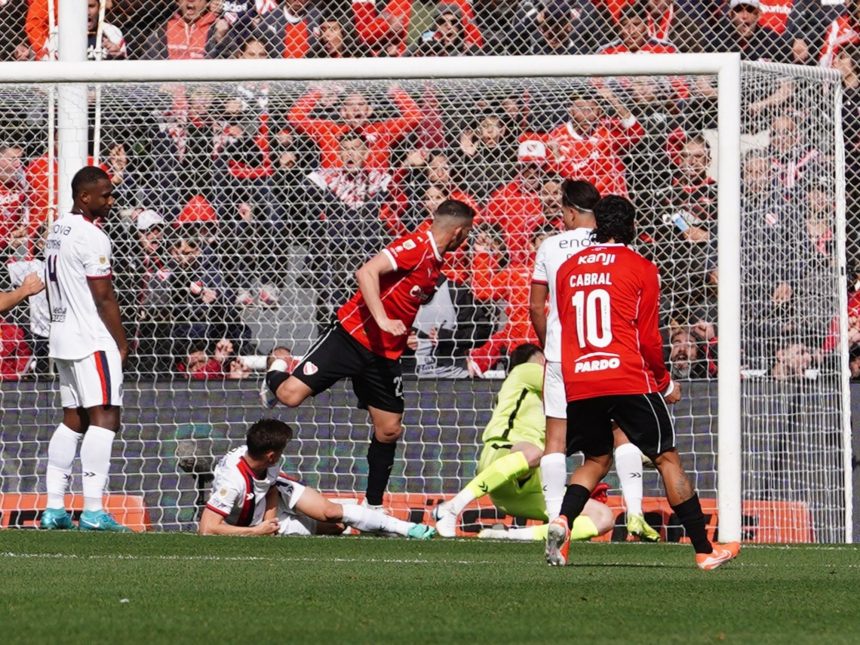 Independiente sigue en crisis: 11 partidos sin ganar y nuevo DT