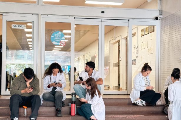 El Gobierno impulsa aumentos salariales en el Hospital Garrahan