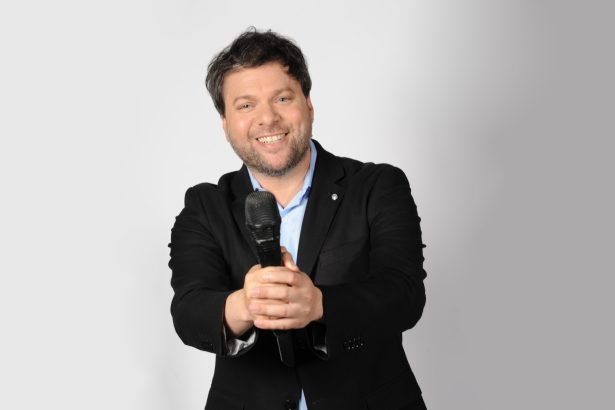 Descubre ‘Buenas Noches Familia’: El Éxito de Guido Kaczka