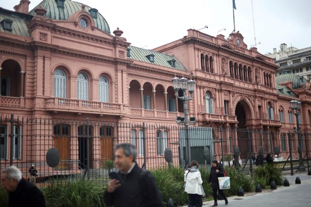 Incendio en Casa Rosada: Cortocircuito causa alarma y humo