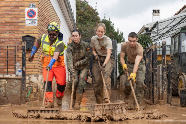 Valencia en alerta: Fuertes lluvias amenazan un año tras la DANA