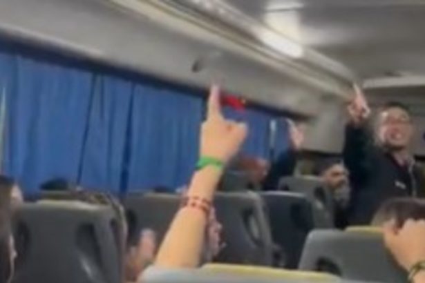 Estudiantes en el ojo del huracán por cánticos antisemitas en viaje