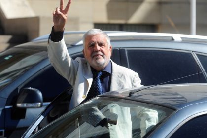 Julio De Vido: El Ministro Poderoso que Enfrenta la Soledad y la Corrupción