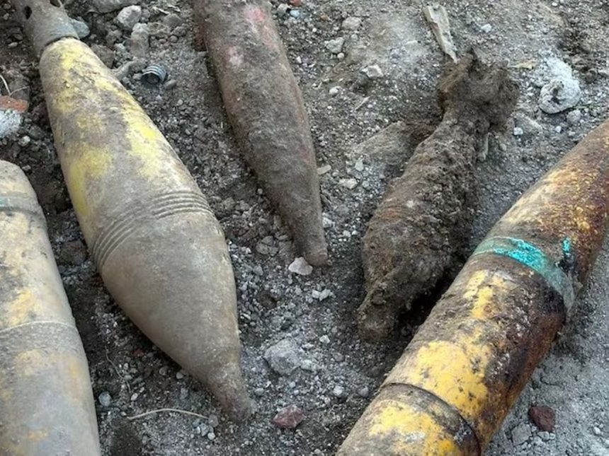 Descubre el hallazgo sorprendente en un jardín de Córdoba: ¡armas enterradas!