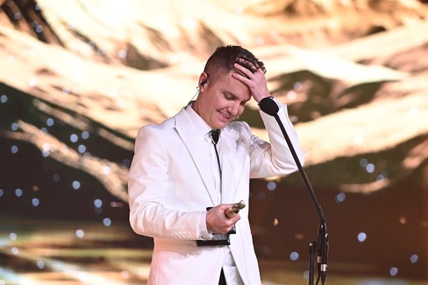 Santiago del Moro celebra su Martín Fierro de Oro: ¡La emoción no se detiene!