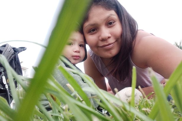 Tragedia en la carretera: La desgarradora historia de una madre