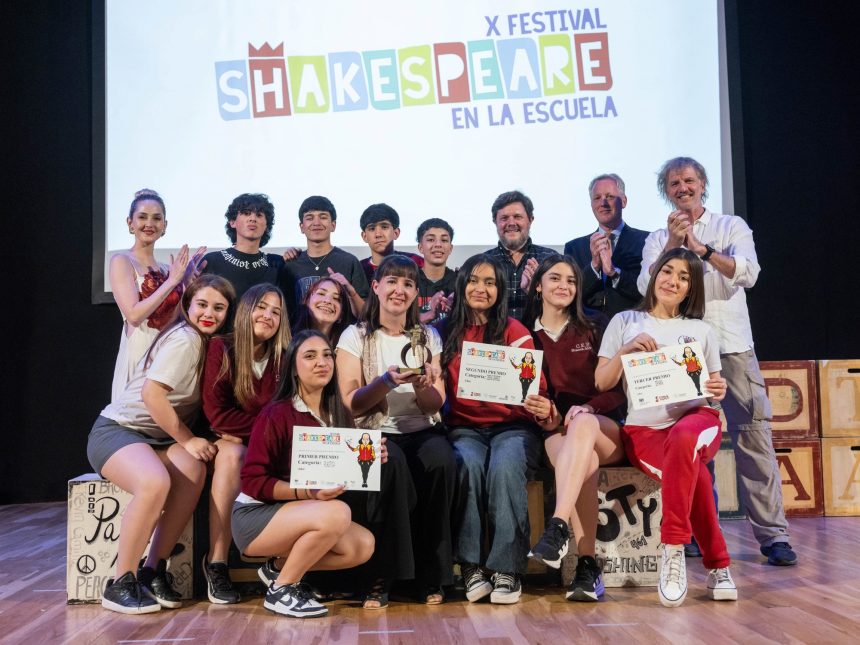 ¡Celebra 10 años del Festival Shakespeare en la Escuela: Arte y Talento!