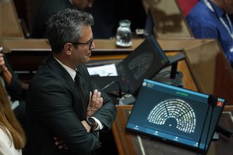 Gran batalla política: Oposición busca frenar a Milei y Espert