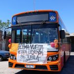 Emotiva despedida: el chofer de colectivo celebra su jubilación
