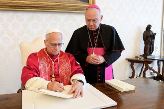 El Papa León XIV lanza su primer documento sobre la pobreza