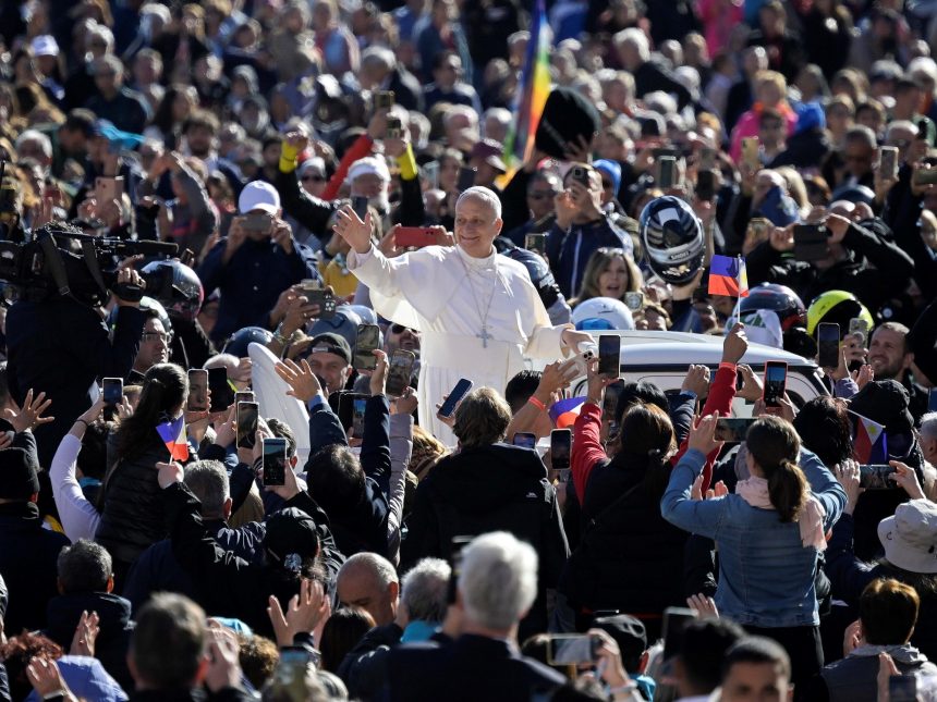 El Papa aboga por un cese del fuego en Gaza y una paz duradera