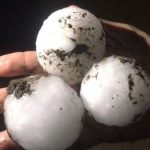 Impactante temporal: granizo del tamaño de pelotas y barrios anegados