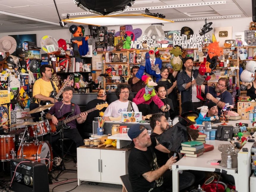 Descubre 31 Minutos: El Show Chileno de Títeres que Sorprendió en Tiny Desk