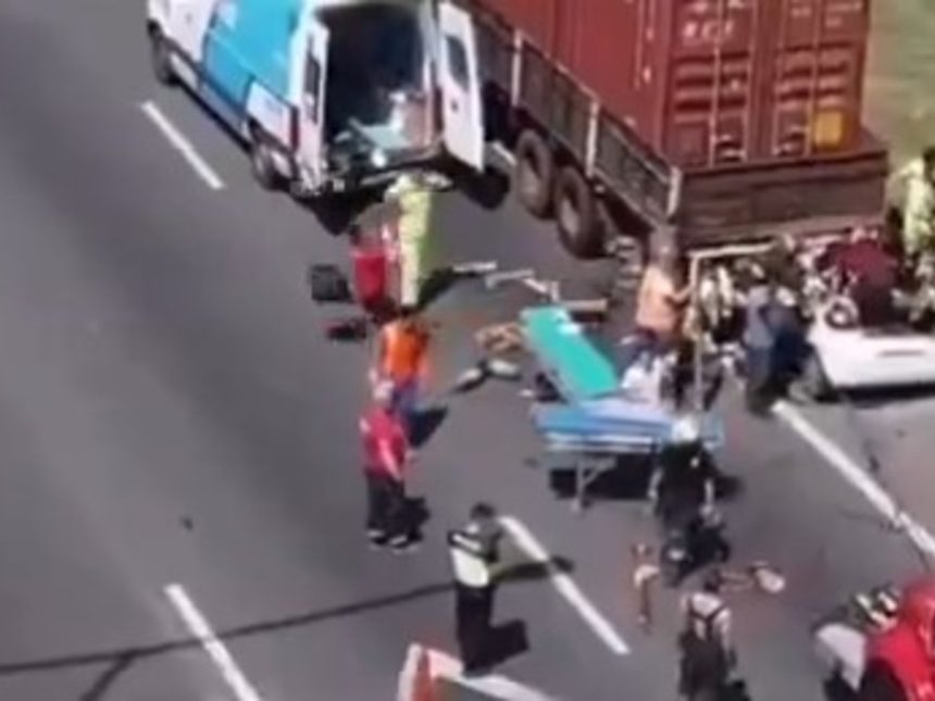Rescatista herido por tijera neumática en accidente en Panamericana