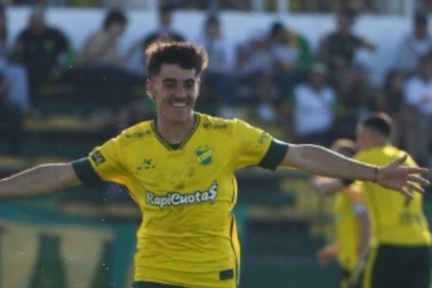 Defensa y Justicia brilla ante un Argentinos sin rumbo: nuevo líder