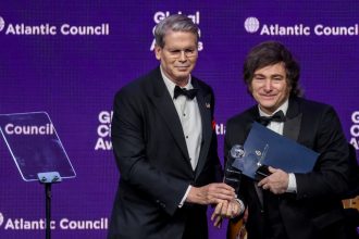 Dios aprieta pero no ahorca: El kirchnerismo y sus limitaciones