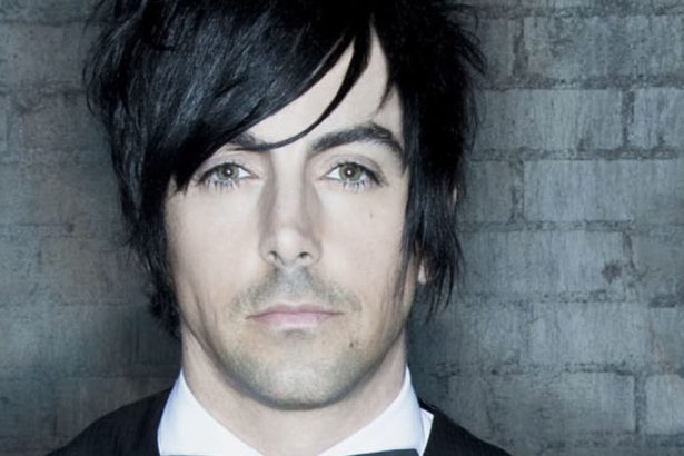 Trágica muerte del cantante de Lostprophets: apuñalado en prisión