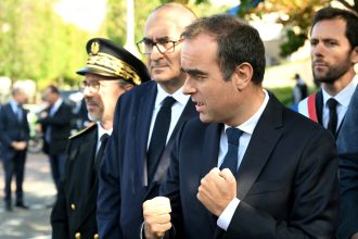 Francia: Macron presenta un nuevo gobierno técnico para enfrentar la crisis