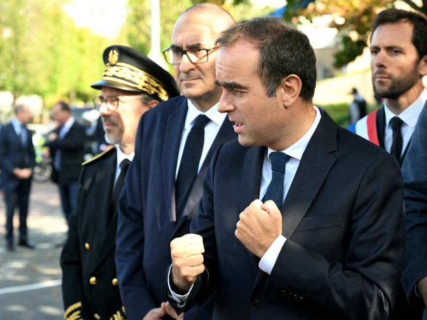 Francia: Macron presenta un nuevo gobierno técnico para enfrentar la crisis