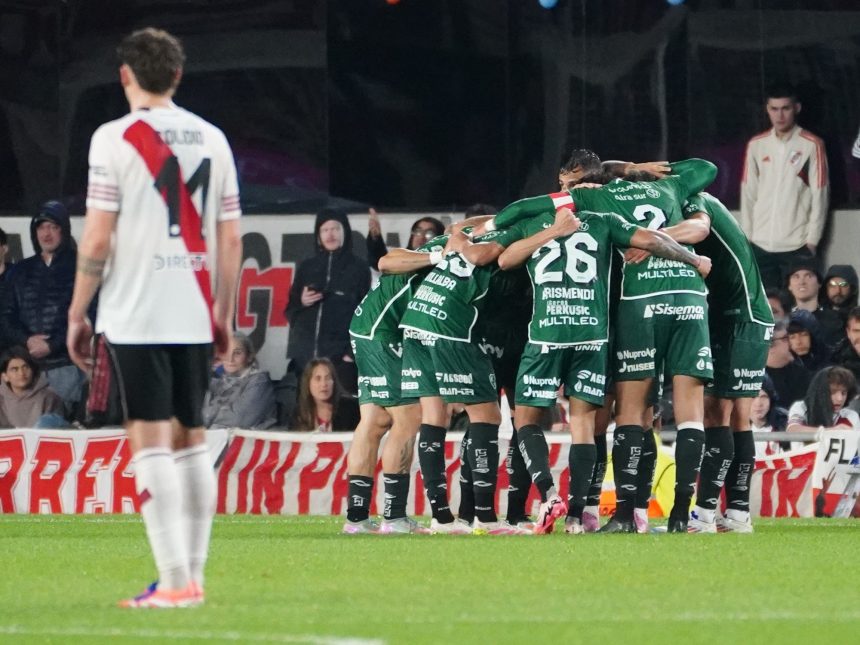 River Plate sufre otra derrota en casa: crisis en el Clausura
