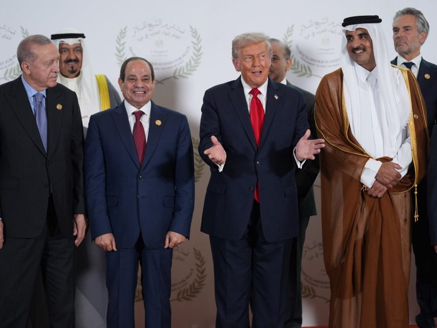 El Gobierno propone enviar tropas a Trump para misión de paz en Gaza