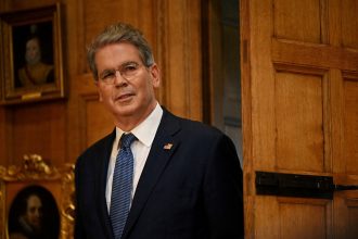 Bessent critica a China antes de la reunión Trump-Milei: ¿Un juego peligroso?