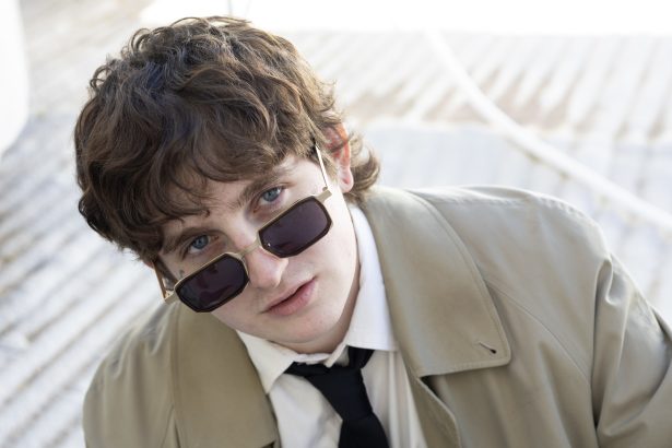 Dillom se une a Vélez: Cómo las polémicas impulsaron su carrera