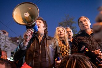 Expectativa en la Casa Rosada: Cambios y sorpresas del 26 de noche