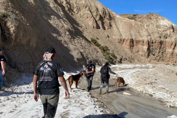 Zanjón de Visser: El enigmático lugar de búsqueda de Kreder y Morales