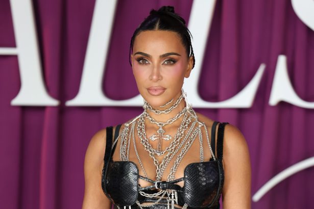 Kim Kardashian revela aneurisma cerebral y culpa a Kanye West