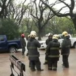 Emergencia en Bajo Belgrano: Caño maestro reventado inunda calles