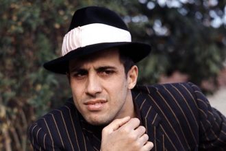 El enigma de Adriano Celentano: el hit viral en falso inglés