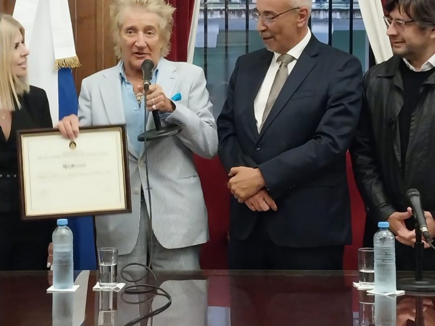 Rod Stewart deslumbra en Buenos Aires: Huésped de Honor y carisma