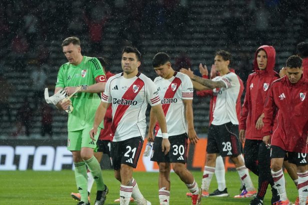 Independiente Rivadavia avanza a la final: Centurión brilla y Villa decide