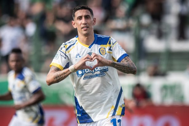 Di María brilla: Central vence a Sarmiento y asegura su lugar en la Libertadores 2026