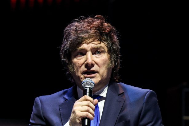 Javier Milei en Vivo: Reunión con JP Morgan y Cambios en el Gabinete