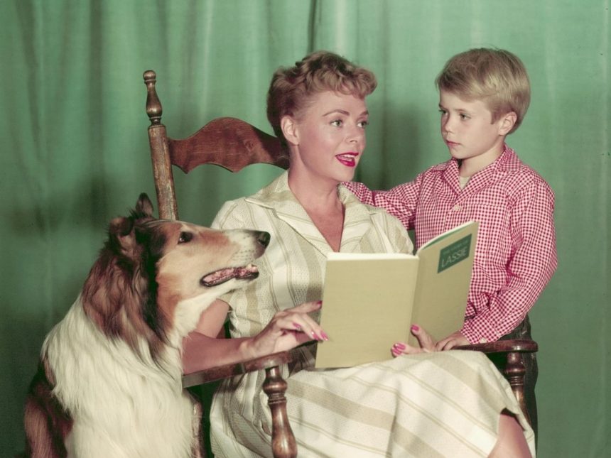 Fallece a los 100 años June Lockhart, icónica estrella de Hollywood